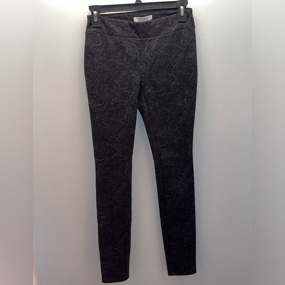 White House Black Market XXS Paisley Black Leggings - Picture 1 of 3